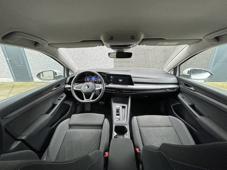 Volkswagen Golf 8 - 1.5 e TSI MLD - HYBRIDE