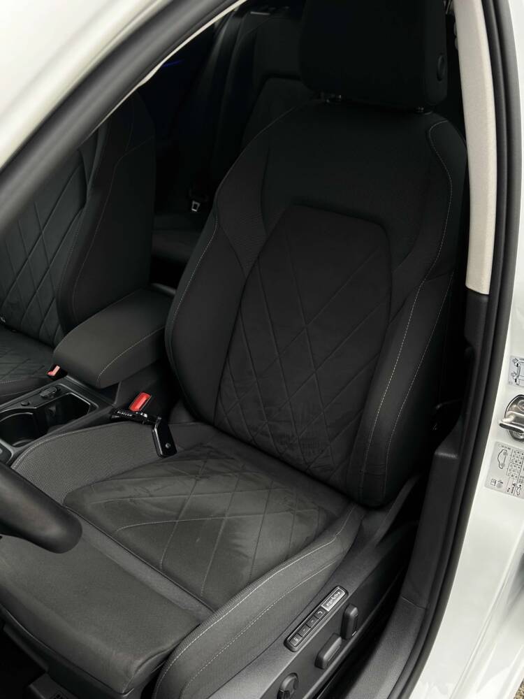 Volkswagen Golf 8 - 1.5 e TSI MLD - HYBRIDE