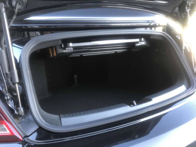 Volkswagen Beetle 1.2 TSI DSG Cabrio