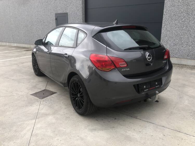 Opel Astra 1.7 CDTI Eco Flex  110 Pk  81 KW